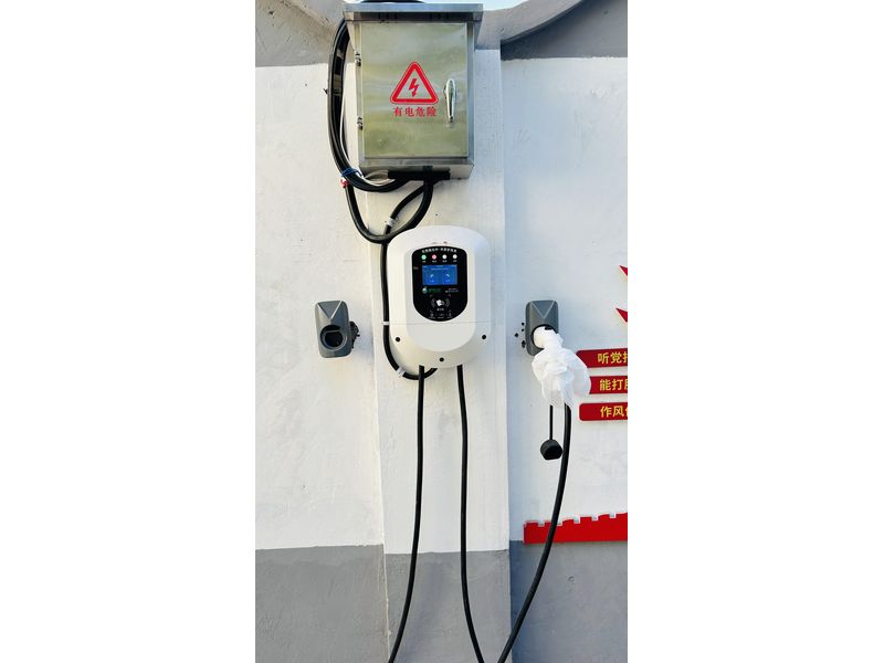 新鄉(xiāng)物業(yè)建設中路充電站